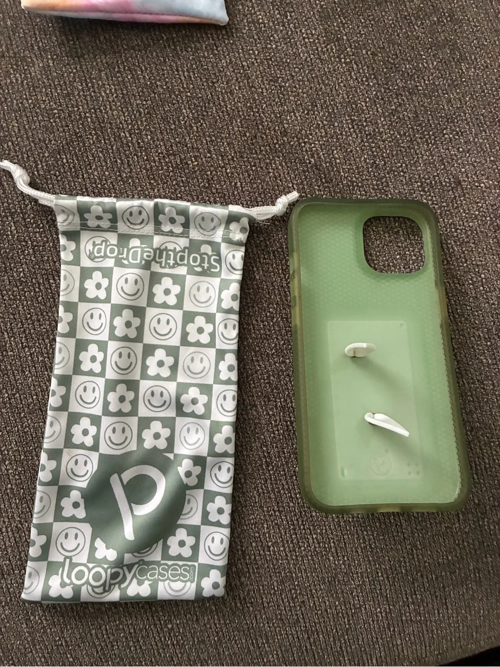 Loopy Case Green Floral Smiley iPhone Case 17e, 16e, 14, & 13 (6.1